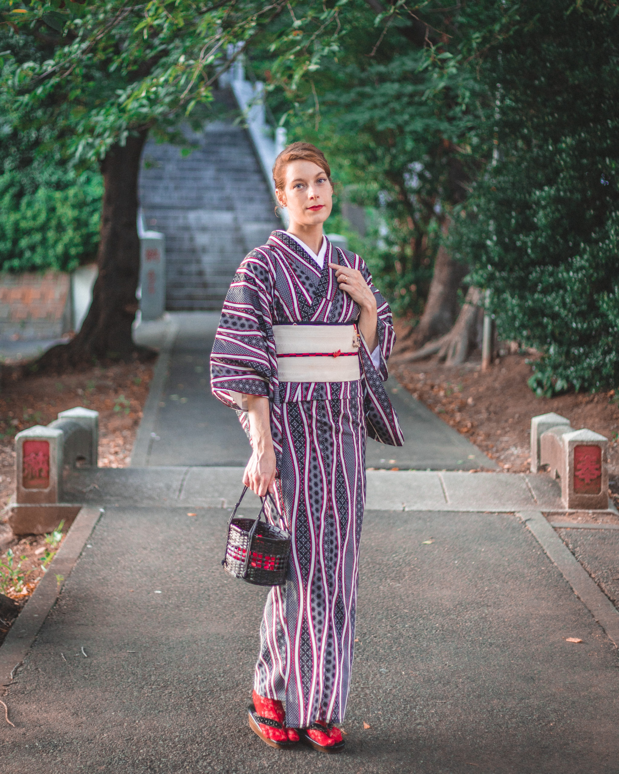Woman in silk kimono during summer photoshoot in Kamakura